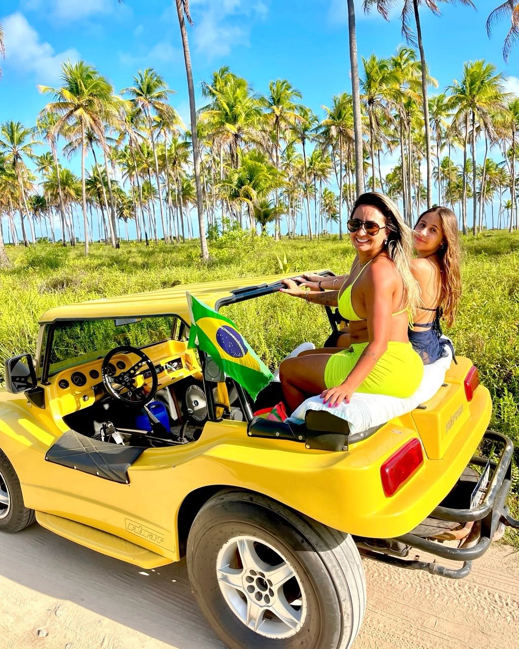 Passeio de buggy na Rota Norte